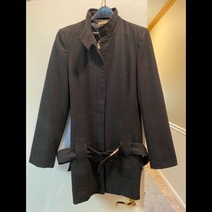 Italian coat with low belt